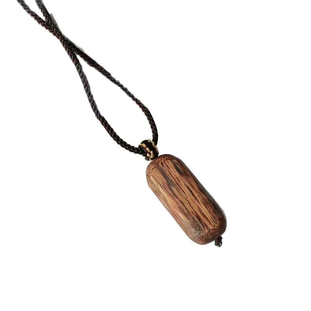 Collana Pendente Legno di Agar di Hainan Qi Nan ad Alto Contenuto di Olio - Versatile Catena per Maglione Stile Cinese