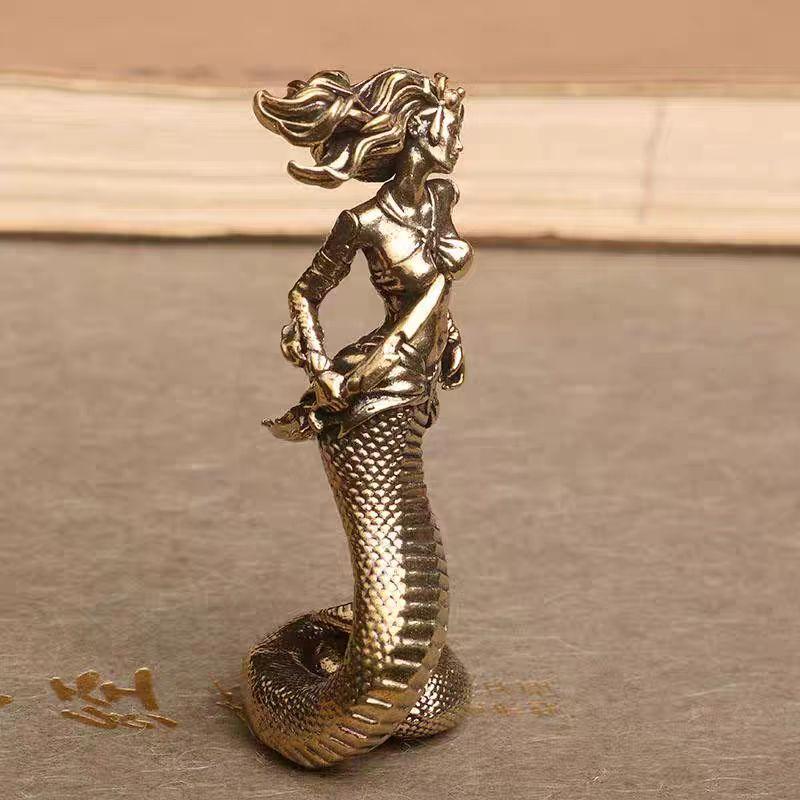 Brass Medusa Decoration Ancient Greek Snake Woman Crafts Home Office Desktop Decoration Tea Pet Crafts Creative Figure Statue