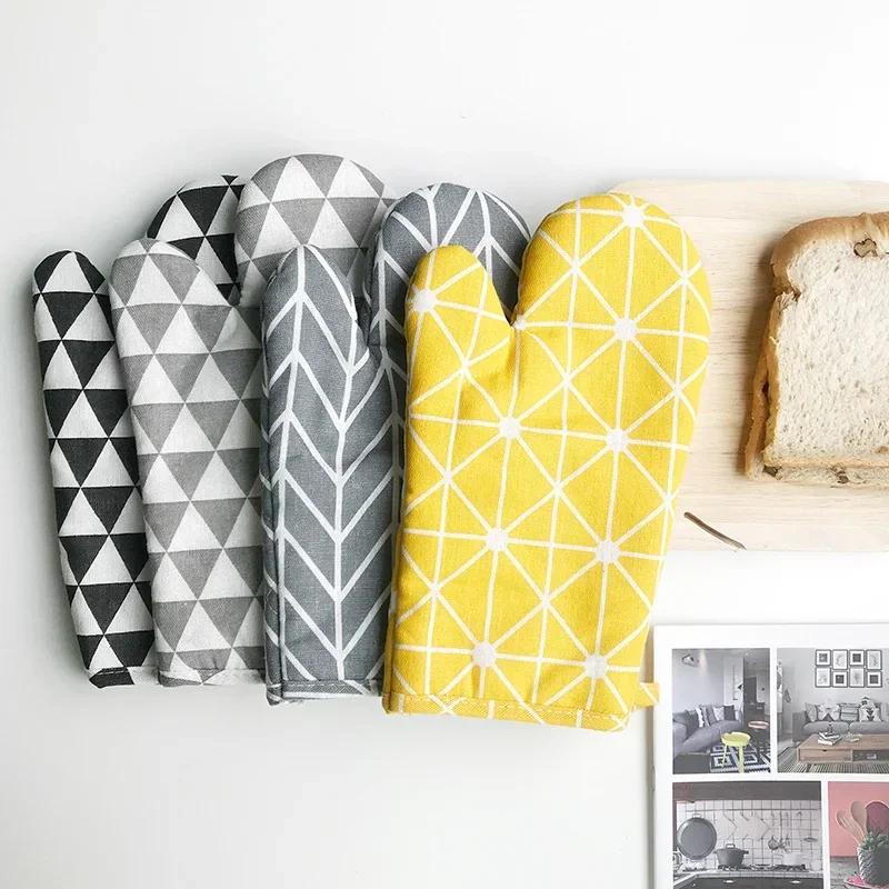 Anti-scalding, High Temperature Resistant, Insulation Gloves, Insulation Pad, Kitchen Baking Oven Gloves, Microwave Oven Gloves