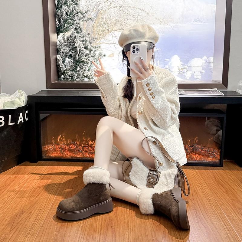 

Мода 2025Новые однотонные облегающие зимние ботинки с коротким голенищем, на флисовой и замшевой подкладке, из матовой кожи, женская зимняя обувь 35 коричневый