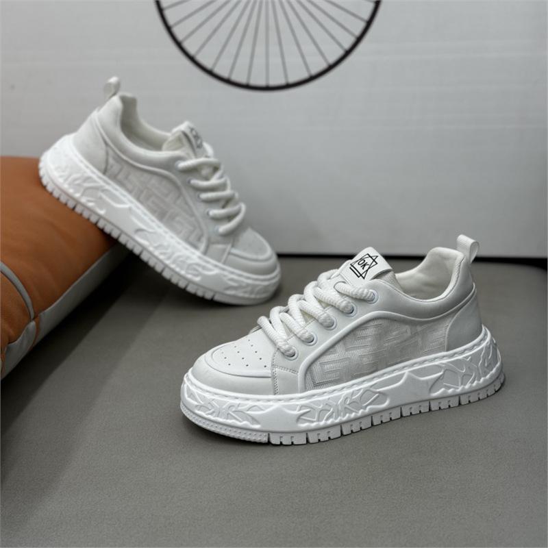 New comfortable shoes, sports shoes, comfortable breathable shoes ok