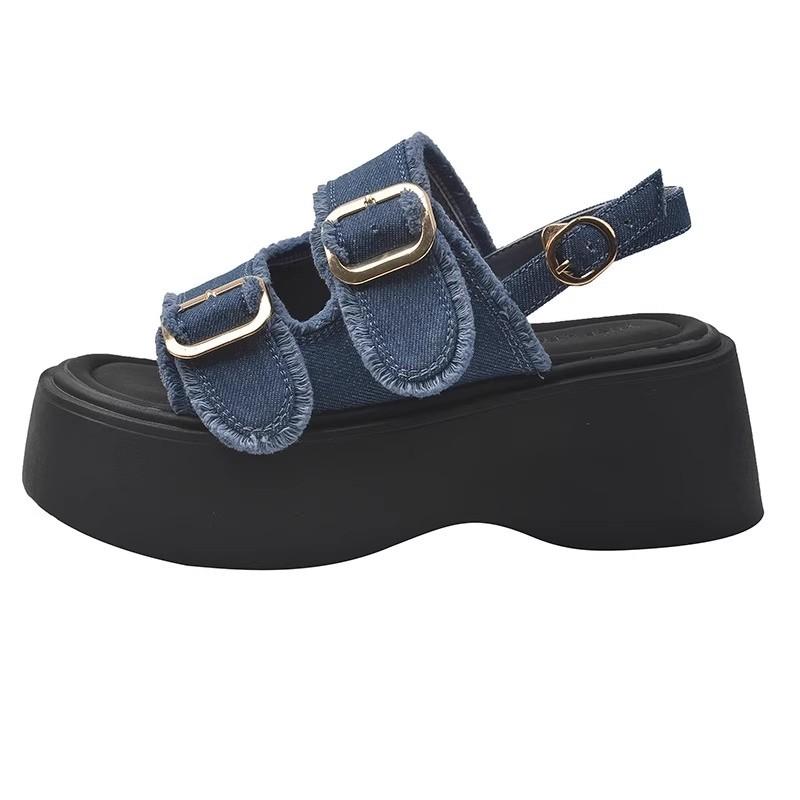 Special Yilkang platform sandals women's summer wear high-end new versatile wedge heel beach shoes