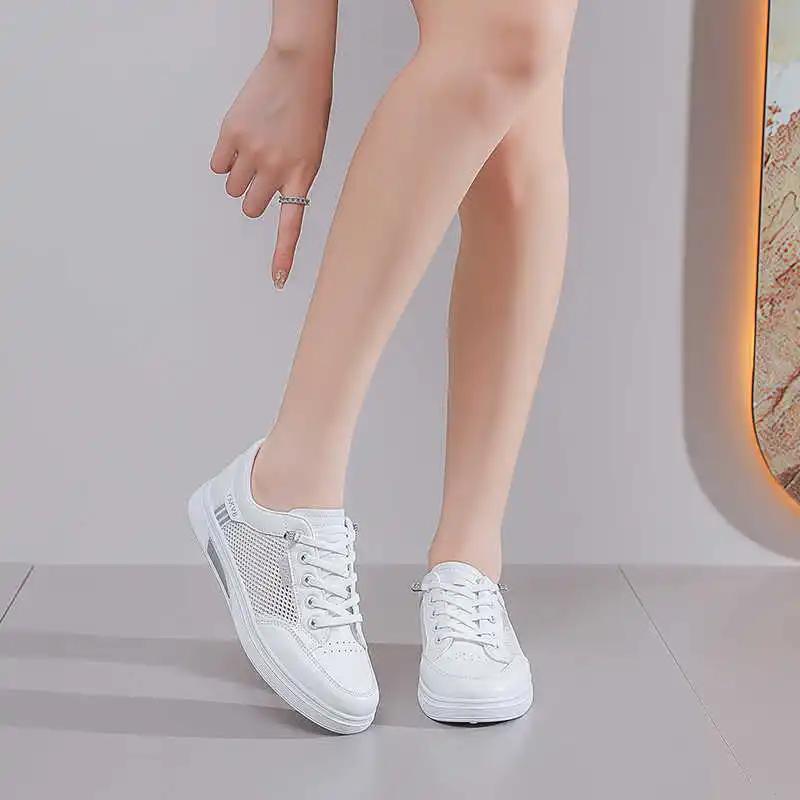 Móda Normální Kůže Kulatá Špička Tenisky A Boty Robustní Dámské Béžové Boty Žena Luxusní Značka Sportovní Další Prodej Nový Styl Hit Loffers
