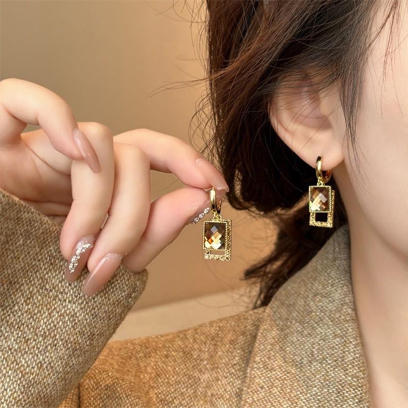 Silver Needle Korean Fashion Zircon Drop Earrings For Women Jewelry Trending New Luxury Vintage Gold Color Earrings