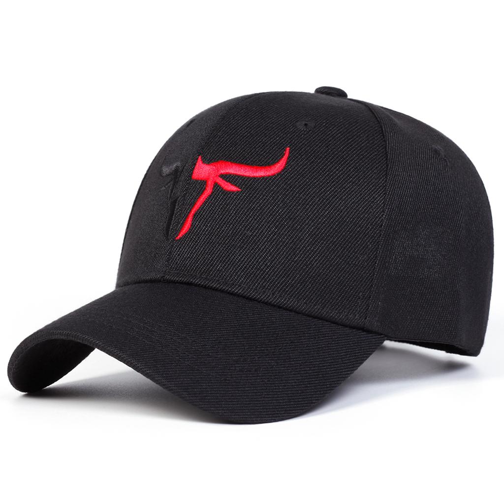 Unisex Personalized Bull Head Embroidery Baseball Caps Spring Autumn Outdoor Adjustable Casual Hats Dad Hat Sunscreen Hat