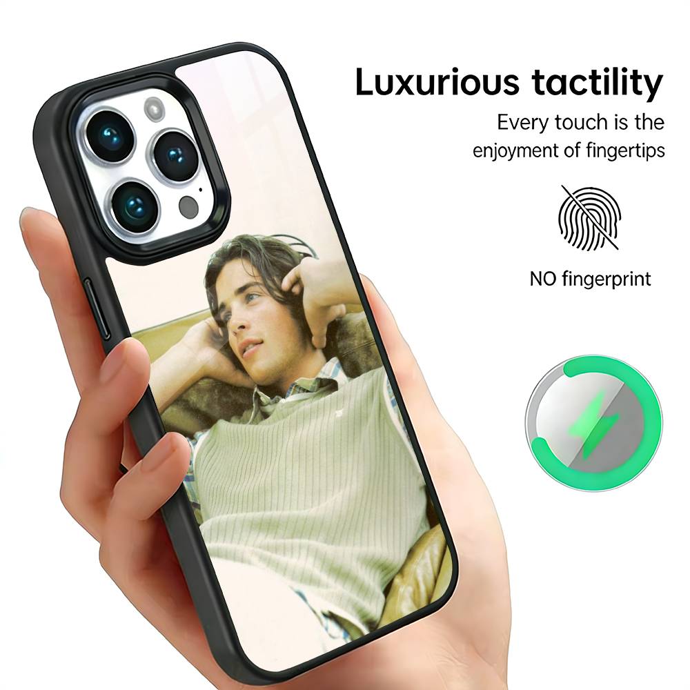 T-Tom W-Welling Phone Case For iPhone17,16,15,14,13,12,11 Plus,Pro Max For Magsafe Wireless Charging