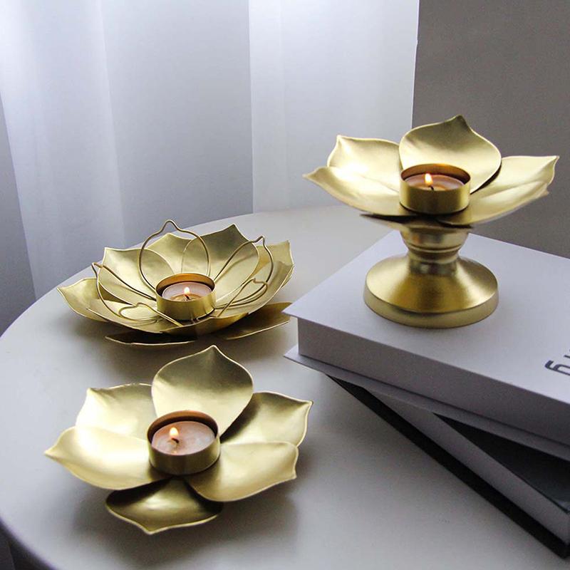 Klassischer Rostfreier Lotusblumen Teelichthalter Exquisiter Stabiler Goldener Kerzenständer Einzigartiger Schreibtisch-Kerzenhalter Festliche Dekoration