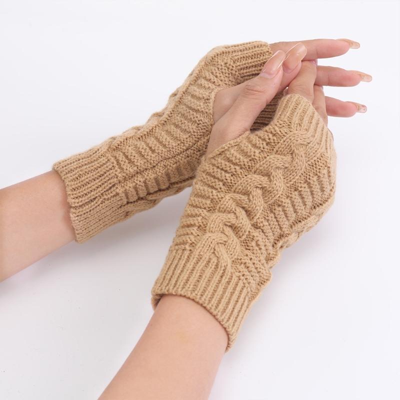 1 Pair Acrylic  Unisex Comfortable Short Figure 8 Twist Half Fingerless Gloves for Typing for Men and Women