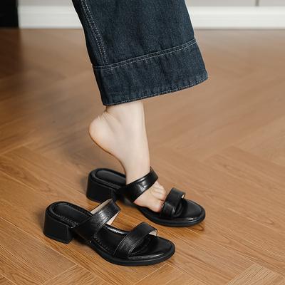 French Retro Word with Summer New Slippers Women's Thick Heels and Soft Soles Are Not Tired of Stepping On Shit, and Sandals Are Worn On the Mid