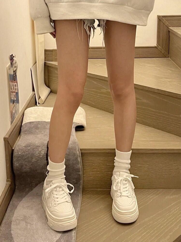 Thick-soled star muffin casual shoes women's 2025 spring and summer new small man height increase versatile white shoes original board