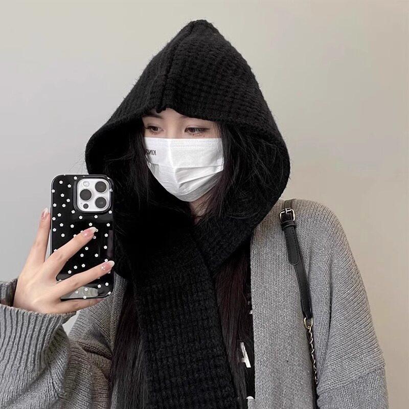 Autumn and winter hooded shawl integrated knitted hat dual-purpose women's thickened warm and cold-proof fashion versatile cape