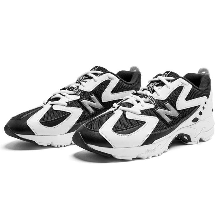 New Balance 828 'Schwarz Weiß'