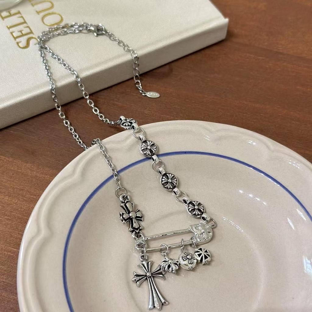 Y2K Spicy Girl Dark Star Leather Choker Necklace - Pure Desire Clavicle Chain