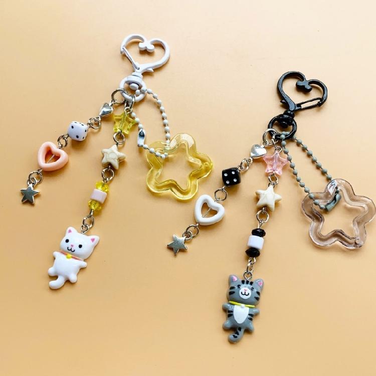 Playful Kitten Keychain Pendant Colorful Beaded Keyring Jewelry Fashion Mobile Accessory for Women Everyday Use