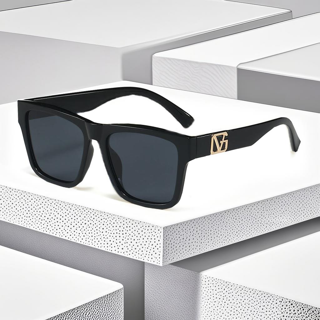 New Sunglasses Fashion Letters Decorative Square Frame Uv Sunglasses For Women 3197