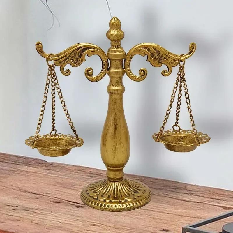 European Style Retro Iron Decoration Creative Personality Balance Seat Study Office Ornament Wedding Photography Prop Hot Sale