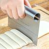 1PC Stainless Steel Dough Pastry Scraper Pizza Cutter Chopper with Measuring Scale Multipurpose Cake Bread Separator Scale 2