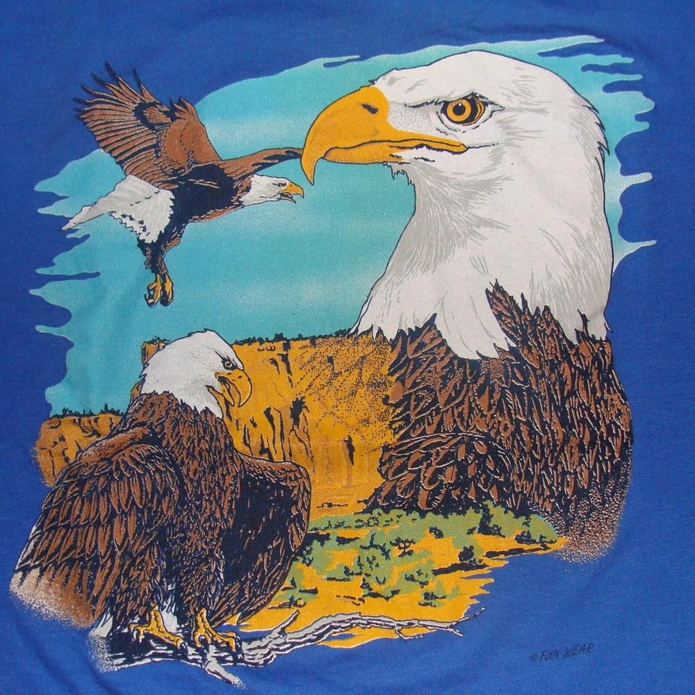 Vintage 80s American Bald Eagle Blue TShirt Unisex T-Shirt S