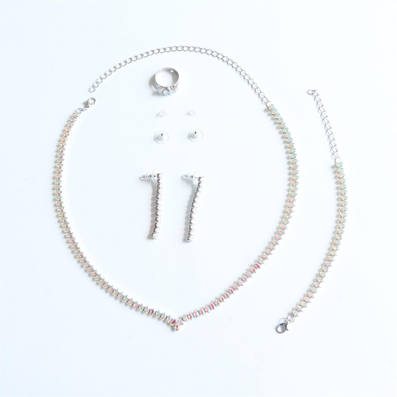 Fashion Rhombus Accessories Ethnic Style Neck Set Women S Simple Rhinestone Necklace серебряный