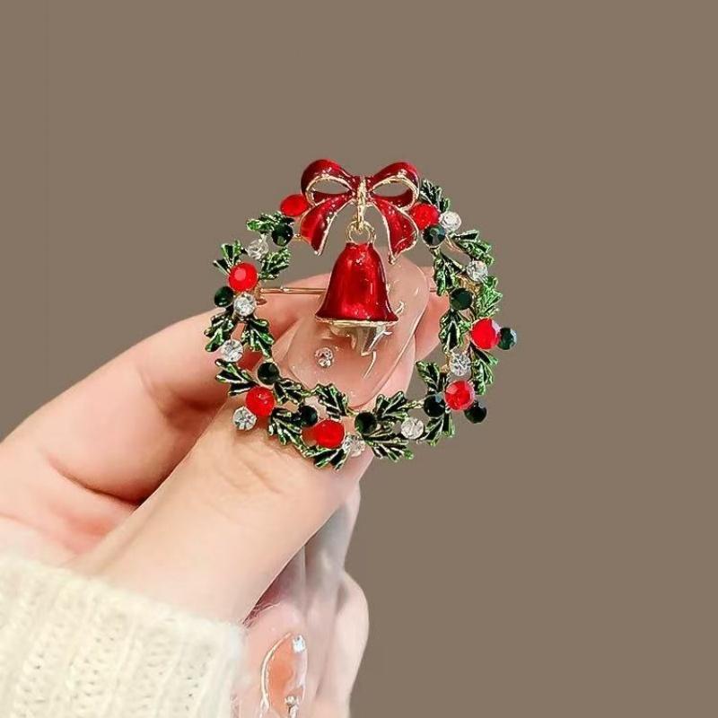 Cartoon Snowman Christmas Tree Brooches For Women Versatile Light Luxury Lapel Pin Clothing Accessories Party Gifts