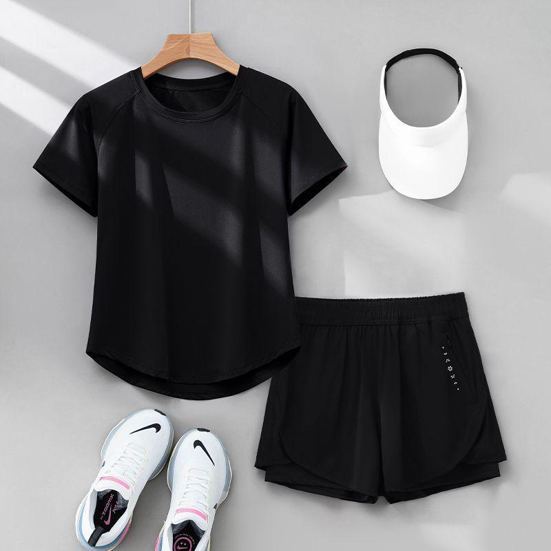 2026 Summer Women's Quick-Dry Sports Set: Loose Fit Yoga & Running Wear with Sweat-Absorbing Short-Sleeve Top