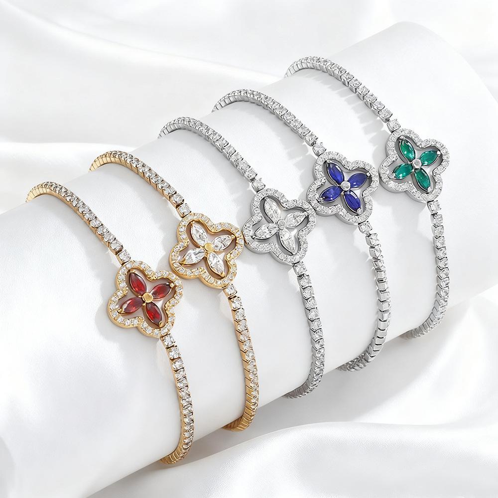 Four Leaf Clover Bracelet for Women Minimalist Luxury Micro Zircon Geometric Design Jewelry