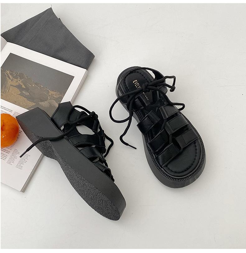 Queen fan sandals women's summer 2025 new Roman shoes French niche design sense popular ins trendy shoes