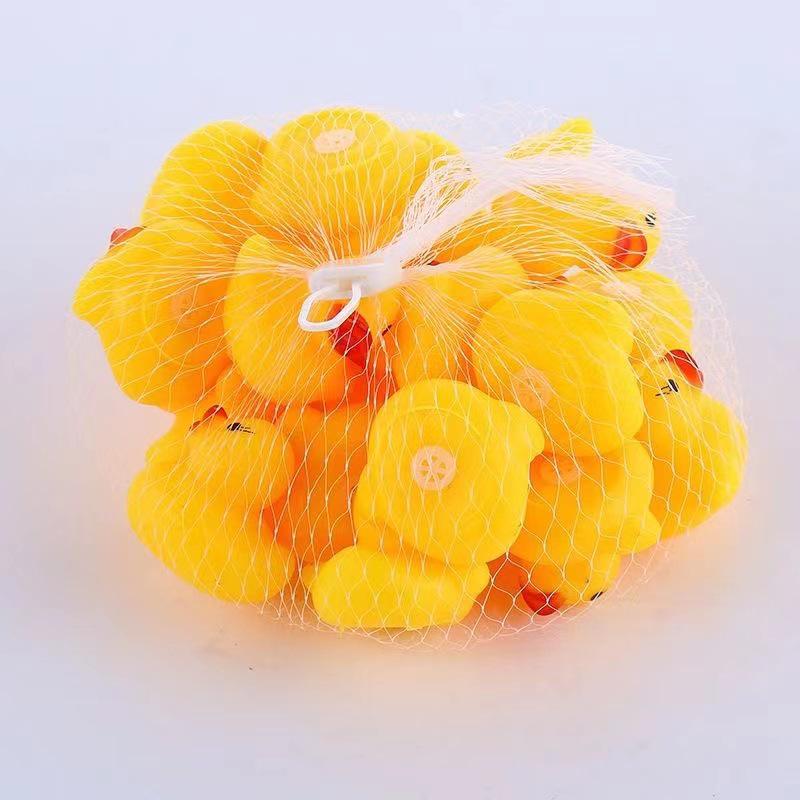 Squeeze & Squeak Vinyl Bath Duck: Interactive Yellow Toy for Boys & Girls