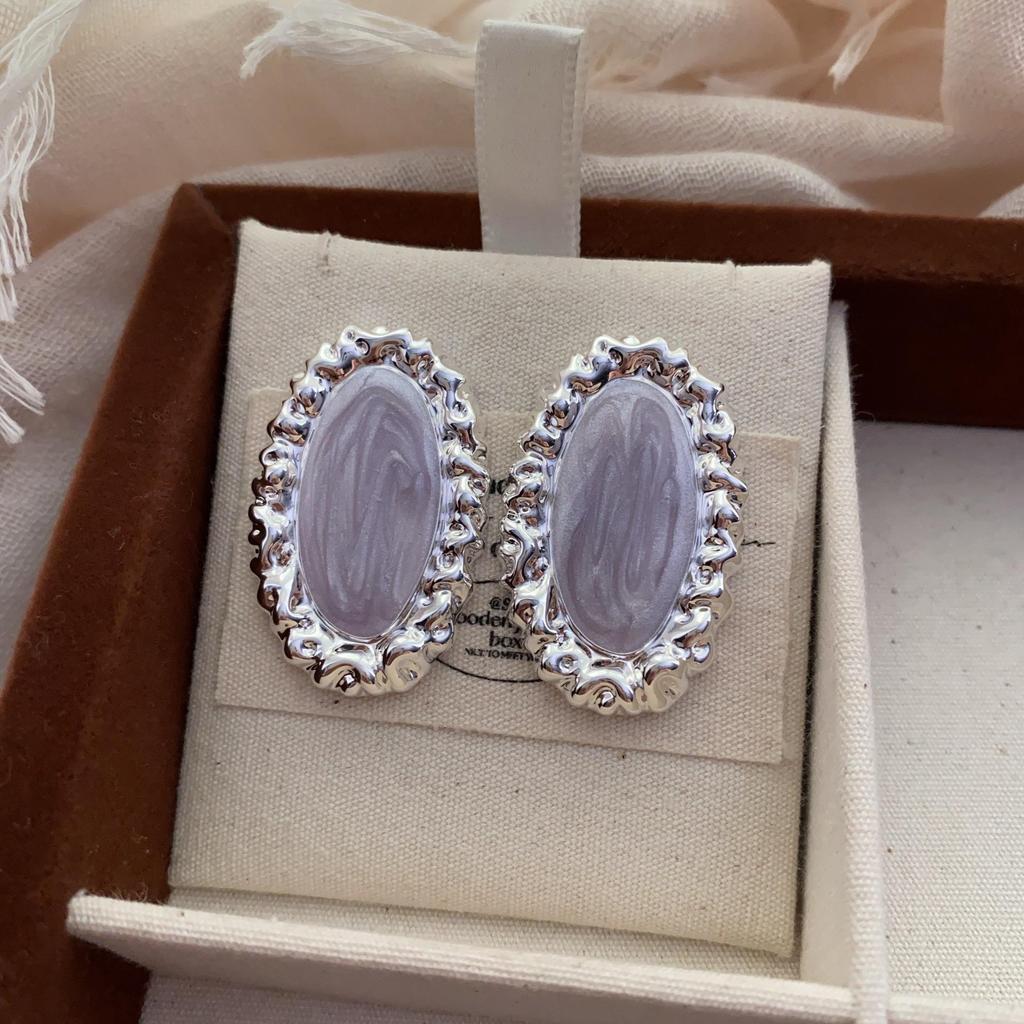 Exquisite And Elegant Diamond-Set Oval Stud Earrings, Niche Design Earrings, Light Luxury And High-End Retro Earrings, Women