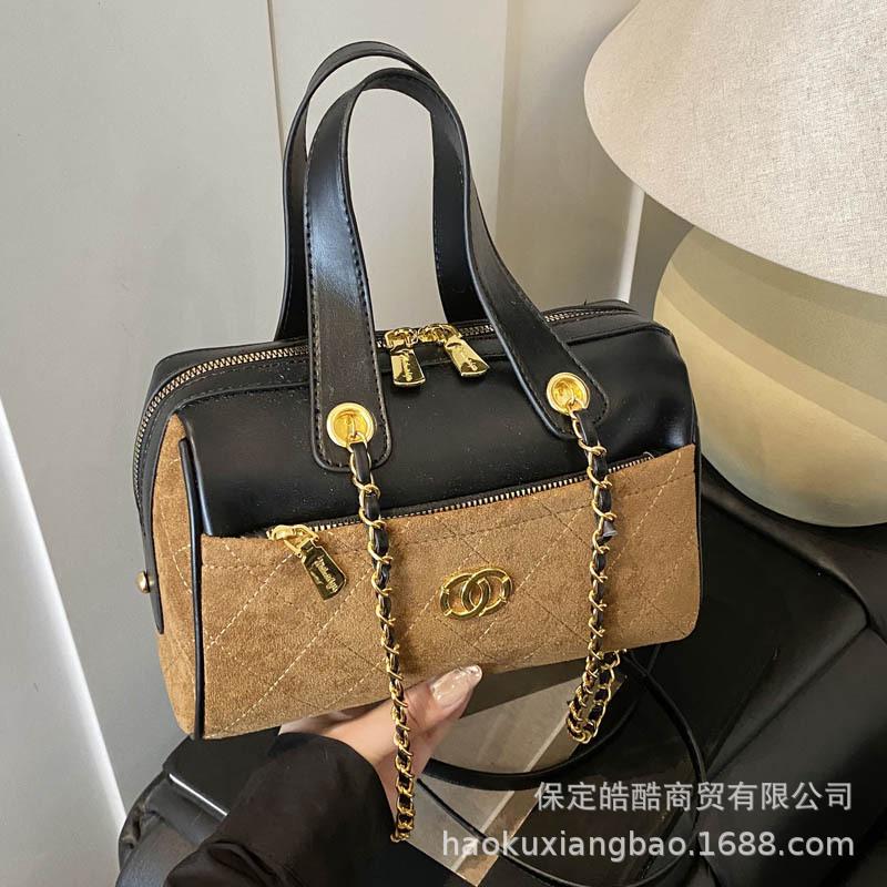 

Rhombus chain bag women s large capacity 2025 new autumn and winter matte retro shoulder messenger bag commuter pillow bag хаки
