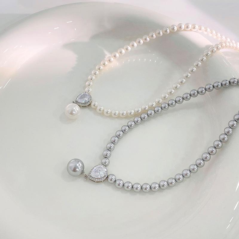 Personalized Water Drop Zircon Pearl Necklace for Women with A Cool and Simple Style, Versatile Charm Pendant