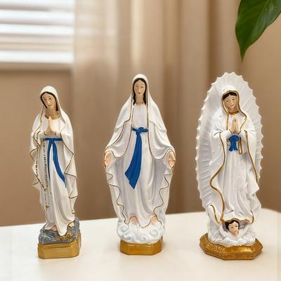 Statue peinte de la Vierge de Guadalupe Figurine en résine de la Sainte Vierge Décorations pour la maison Autel pour la Vierge Ornement de bureau de Noël
