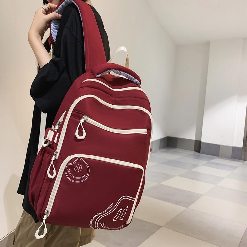 Большая вместимость школьного рюкзака для средней школы — фото 4