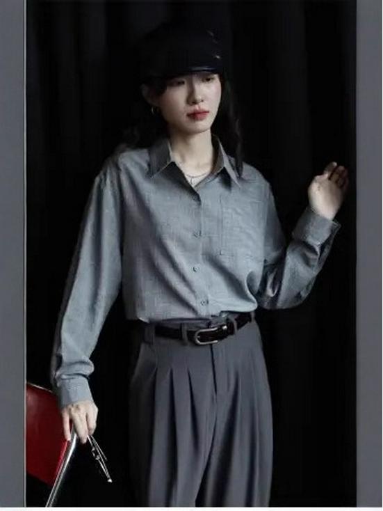 Women's Retro Hong Kong Style Green Cotton-Linen Long Sleeve Shirt, Slim Fit for Spring and Autumn