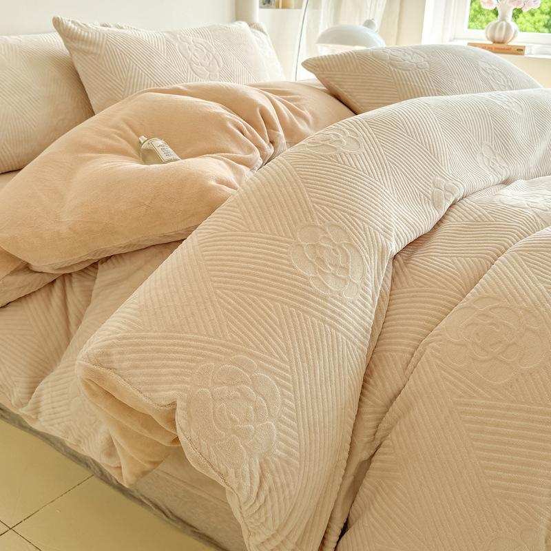 Milk Fleece Four-piece Set, Thickened Carved Fleece, Bed Sheet Quilt Cover, Bed Three-piece Set