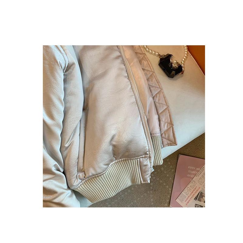 Winter 2024 Women's Retro Quilted Champagne Baseball Jacket