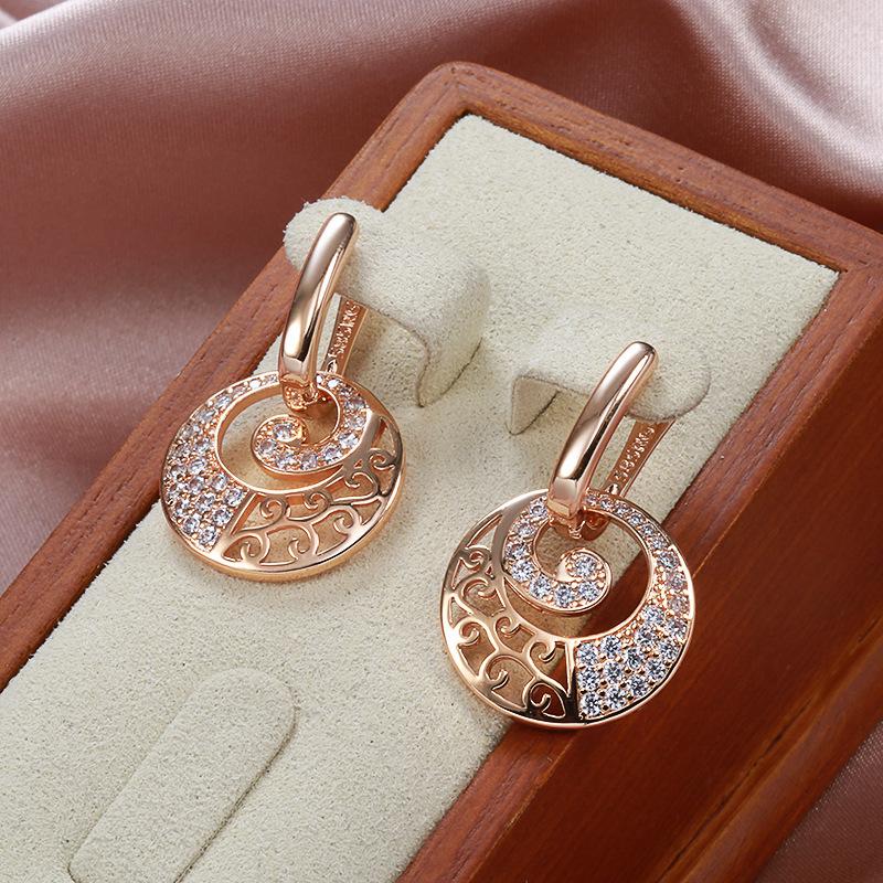 Boucles d'oreilles rétro européennes et américaines en or rose texturé français, incrustées de diamants, nouvelles boucles d'oreilles personnalisées et à la mode pour femmes