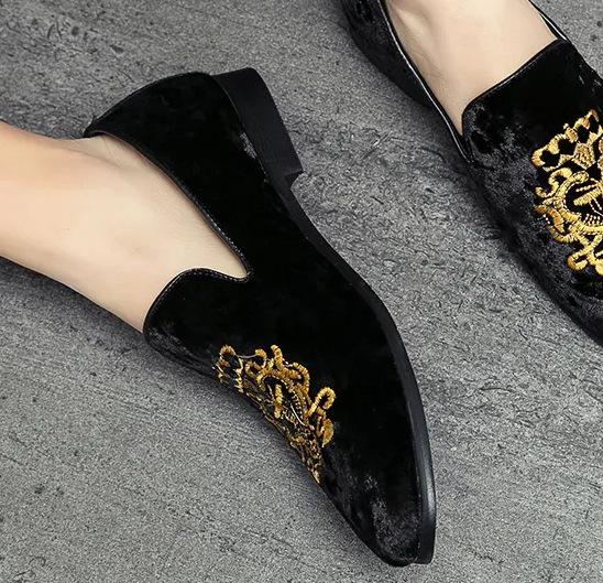 

2025 осень и зима новая модная мужская обувь тренд повседневная мужская обувь для вождения с одной педалью ленивые туфли Doudou для мужчин 45 чёрный