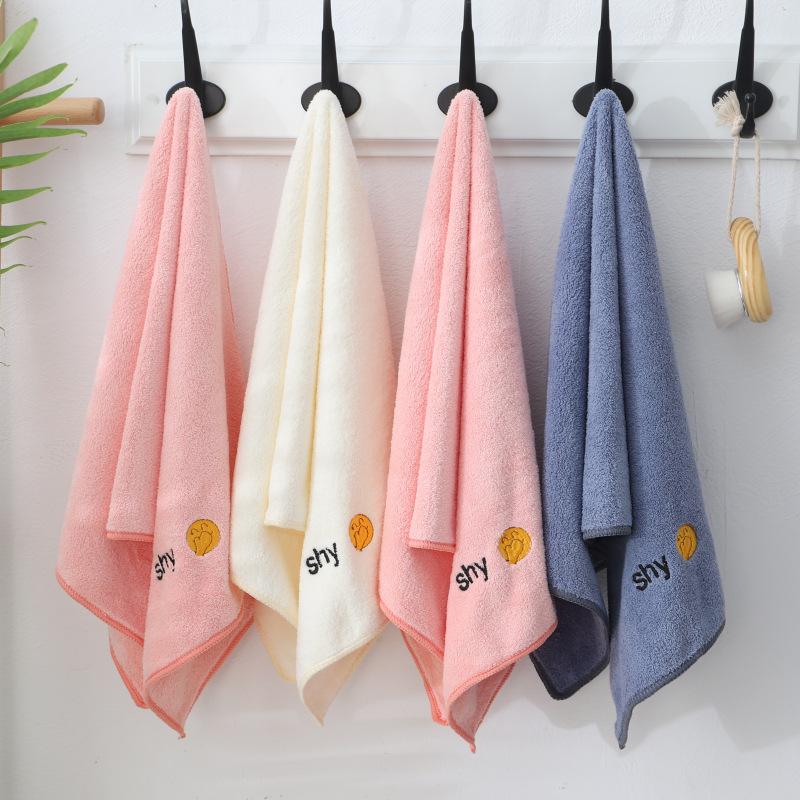 The towel is thick and soft for adults, and it absorbs water without shedding hair. It is better than pure cotton. Douyin is popular for