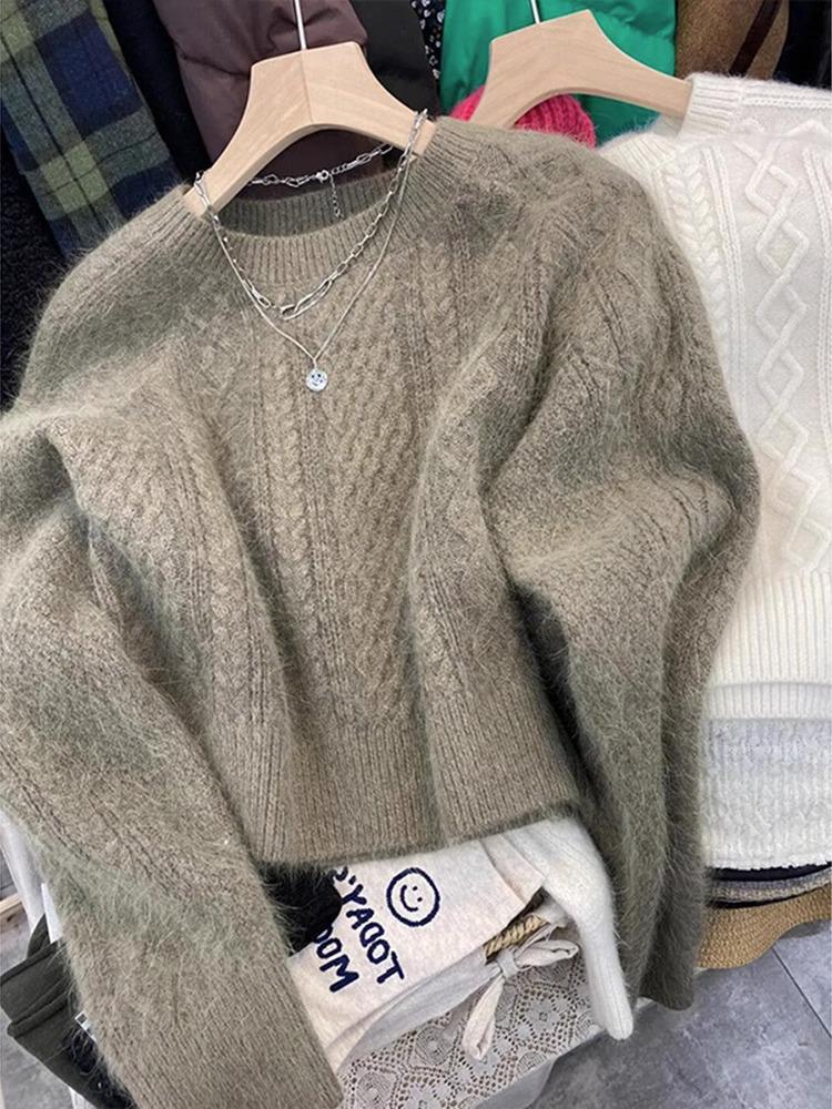 

Элегантный женский свитер крупной вязки с искусственным мехом енота для осени/зимы Small