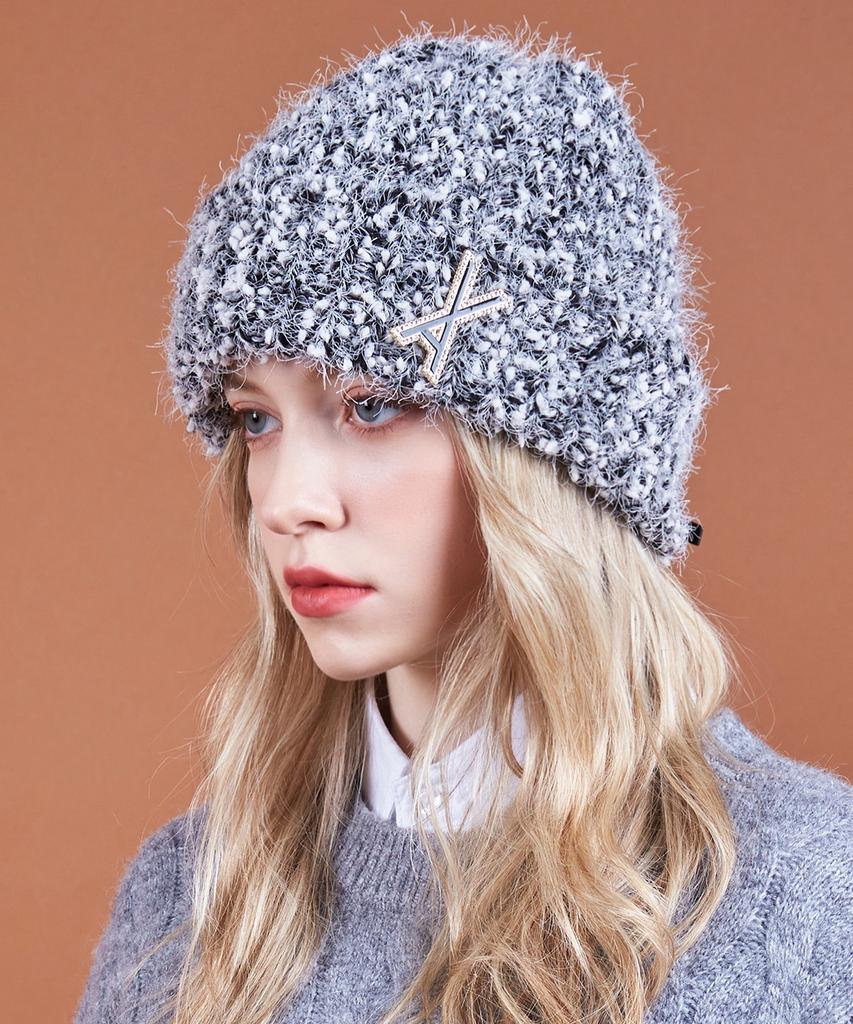 Bajal Va Brooch Heathered Knit Beanie Black