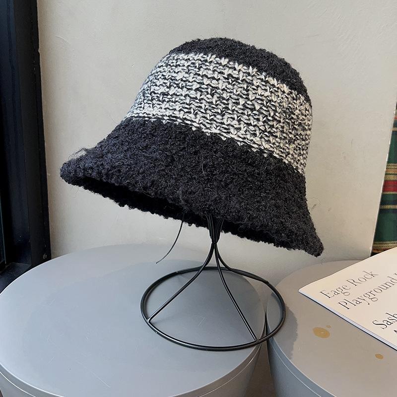 

Женская шерстяная вязаная шапка-рыбачка с цветными блоками, нишевая ретро-шапка-ведро с эффектом пэчворка для женщин на осень и зиму, теплая шапка-ведро в корейском стиле M（56-58cm）