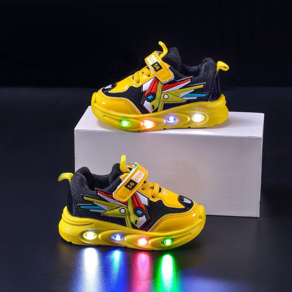 Scarpe da cartone animato Mecha per ragazzi Scarpe sportive casual per bambini Primavera e autunno Scarpe con luce LED