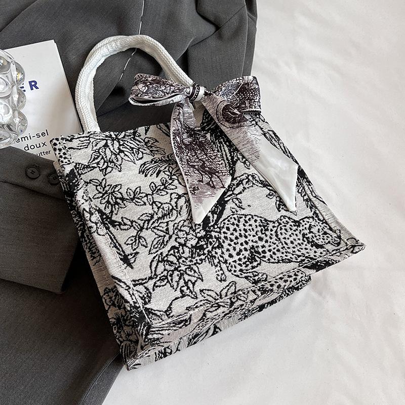 

Большая вместительная сумка-тоут для поездок на работу, модная сумка на плечо для женщин, сумка для мам, сумка для студентов колледжа black small free silk scarf