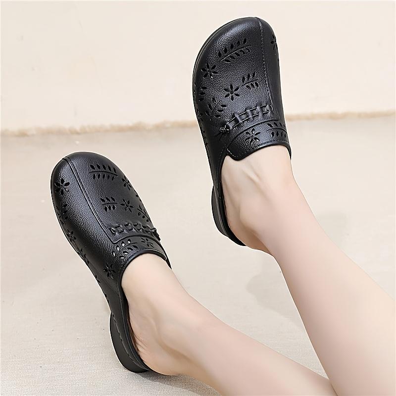 Women's New Slip-on Shoes, Fashionable Hollow-out Floral Design, Soft and Comfortable Sole, Low-heel Casual Slip-ons, Lightweight Wedge Heel