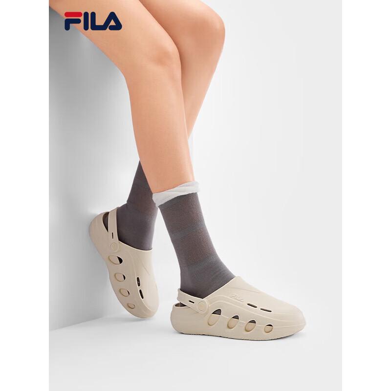 FILA Women s Bubble Clog Slippers US 5.5