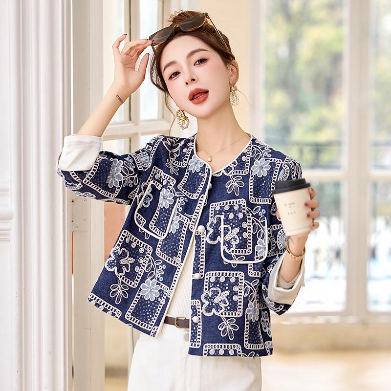 

2025 Spring Women s Small Loose Slimming Embroidered Beaded Jacket YB8856 M (90-110 jin) синій