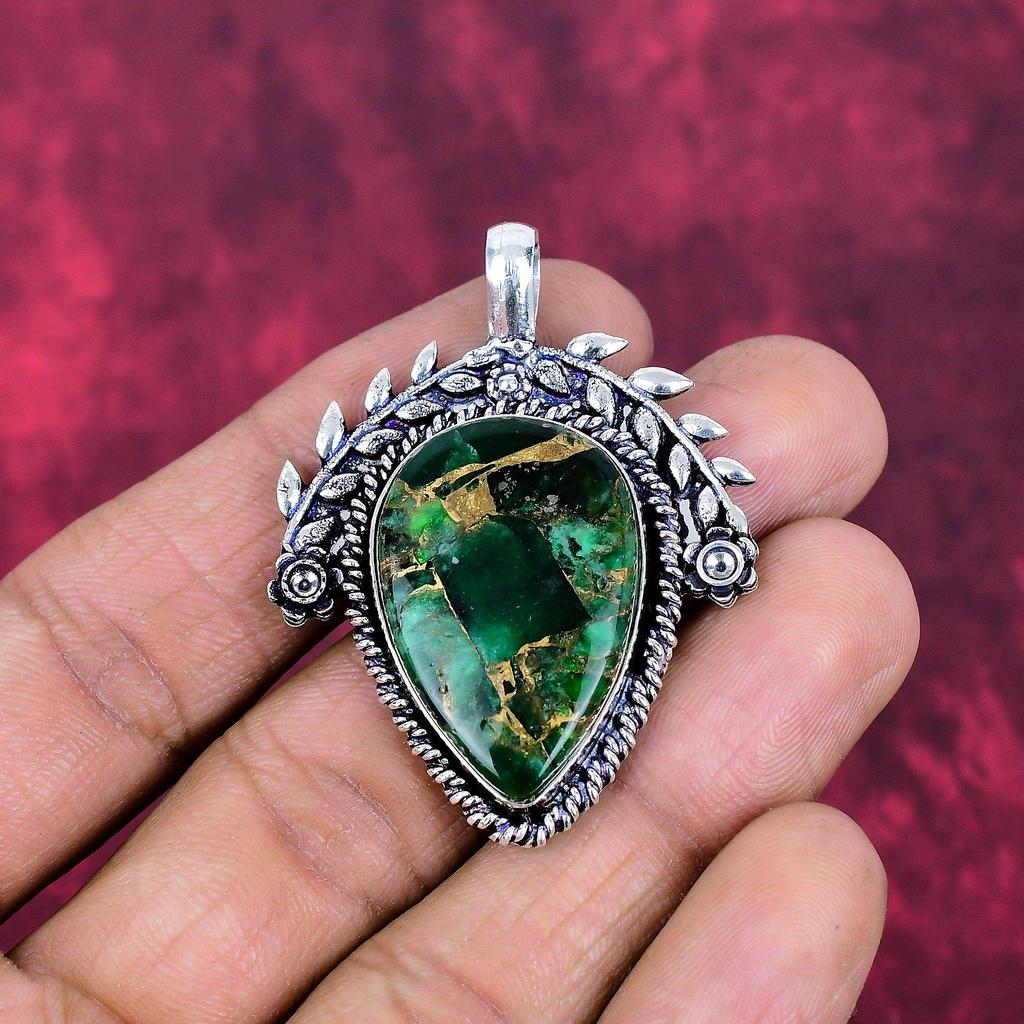 Grüner Türkisanhänger aus Kupfer, 925er Sterlingsilberschmuck, Edelsteinanhänger, Geschenk für sie, handgefertigter zierlicher Schmuck
