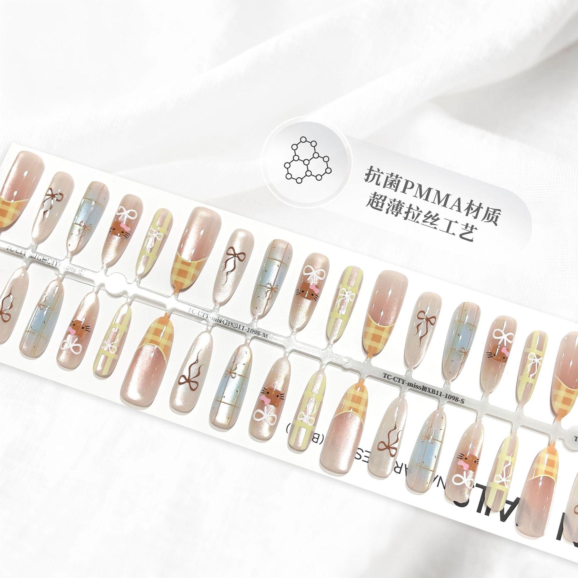 Flashy Cat Eye Wearable Semi-Finished Nails: French Cartoon Cat Art Design