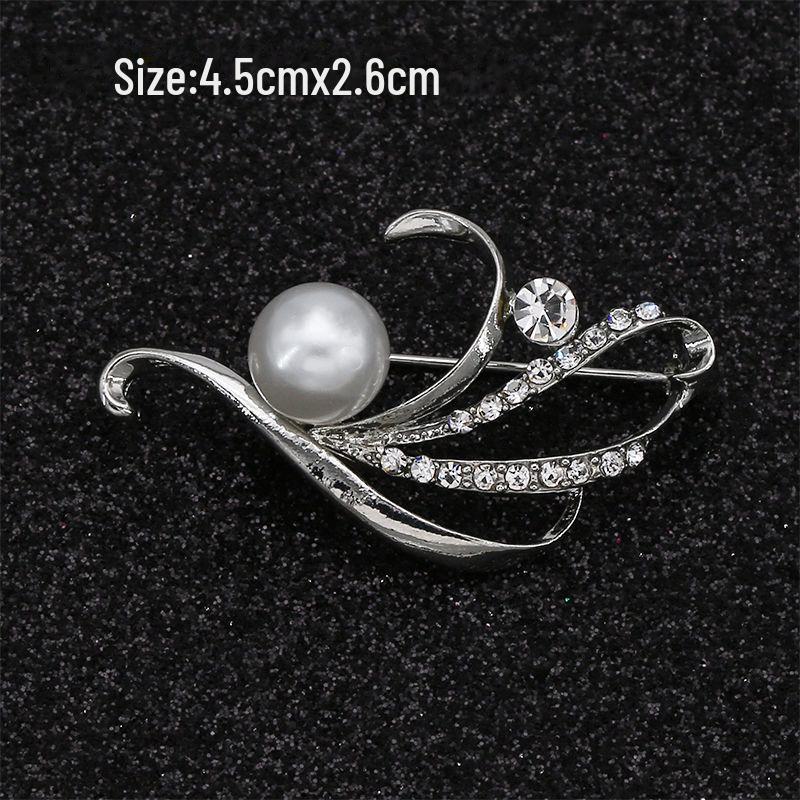 

«Элегантная женская брошь-заявление»: Модная булавка для шарфа или акцента на одежде.